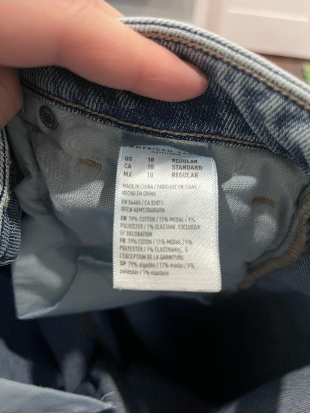 American Eagle Outfitters Light Blue Denim Jeans - Picture 3 of 3